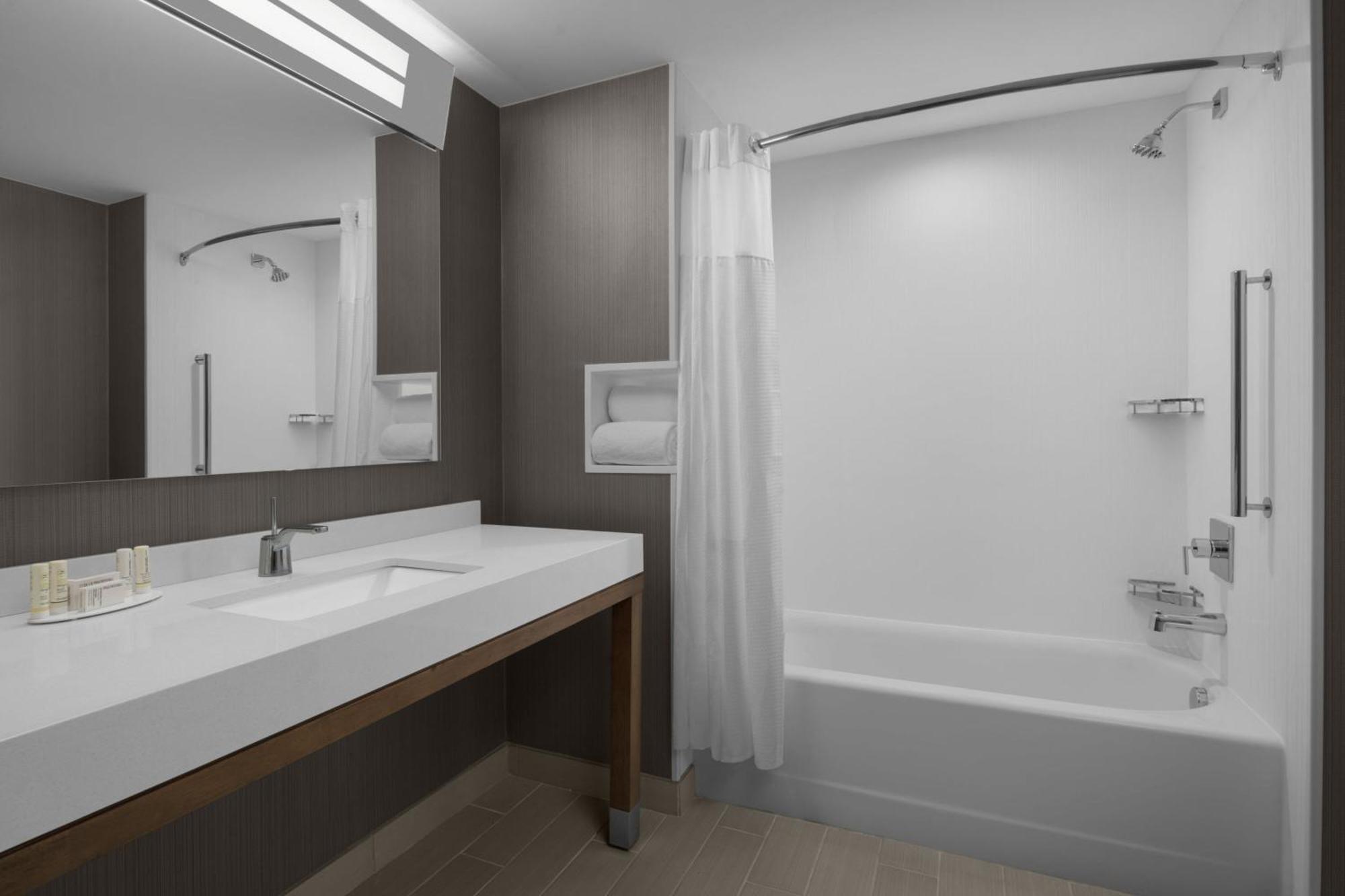 Courtyard By Marriott Clearwater Beach Dış mekan fotoğraf