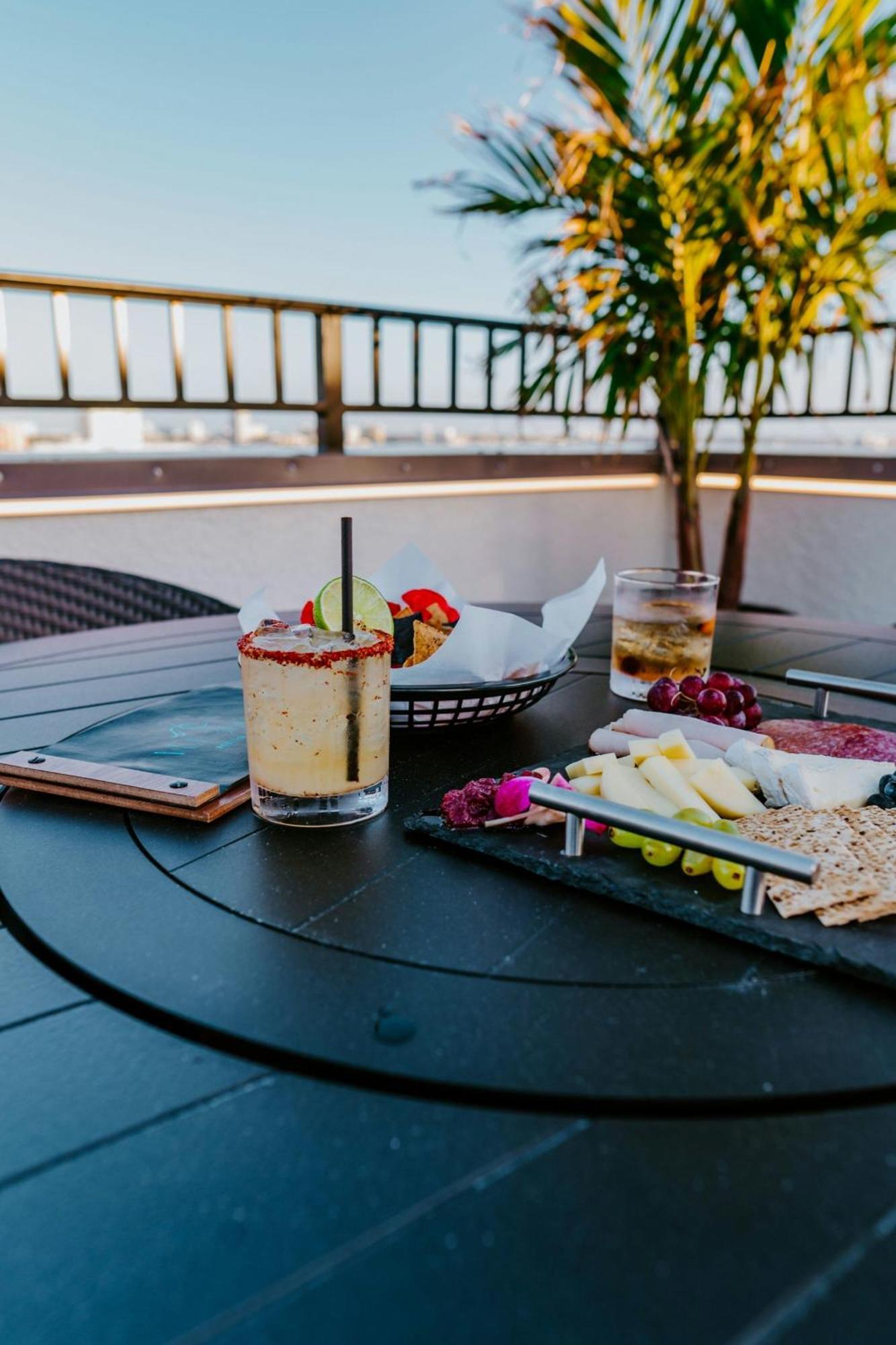 Courtyard By Marriott Clearwater Beach Dış mekan fotoğraf